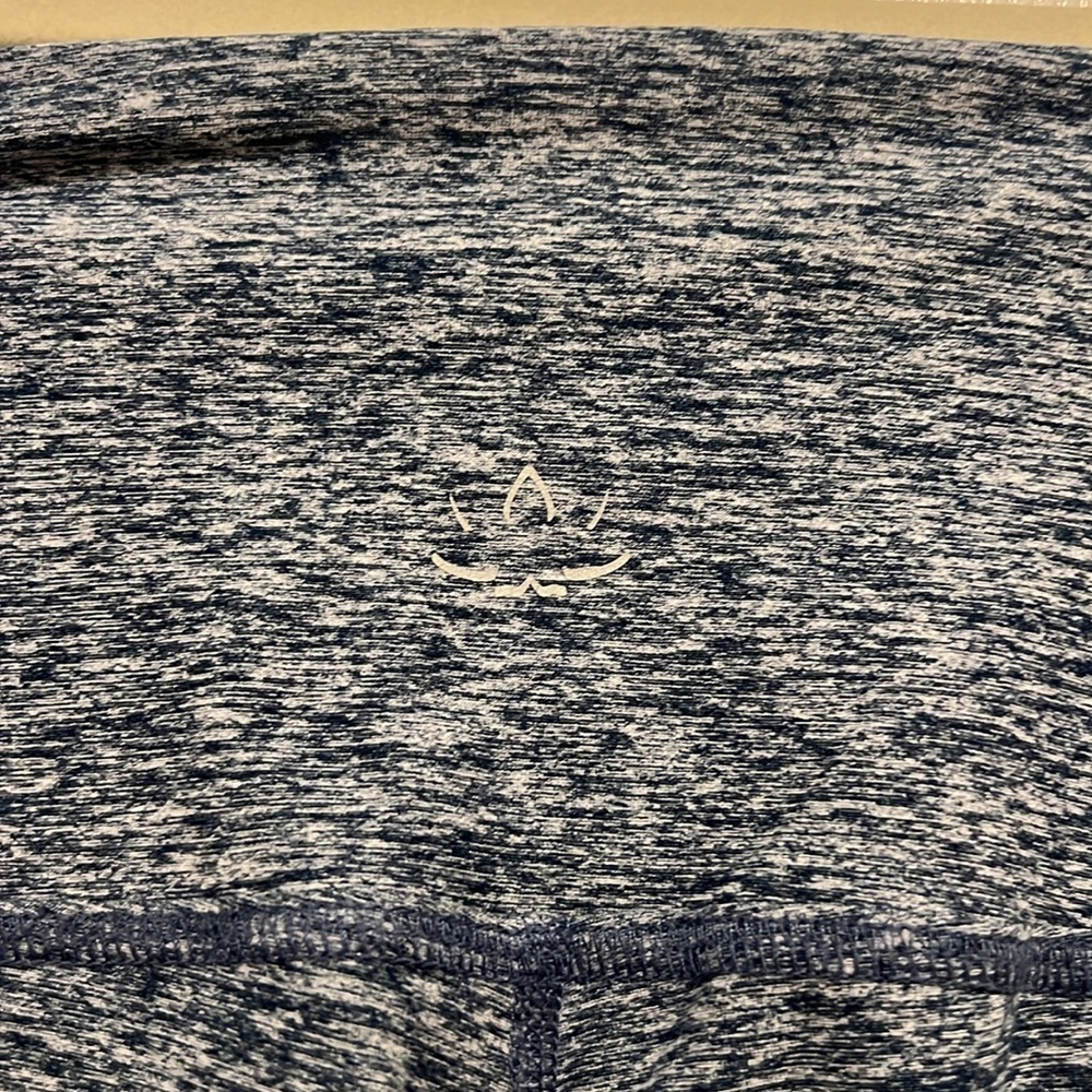 BEYOND YOGA Spacedye Leggings 23” Womens Blue White Size Small - Picture 4 of 5